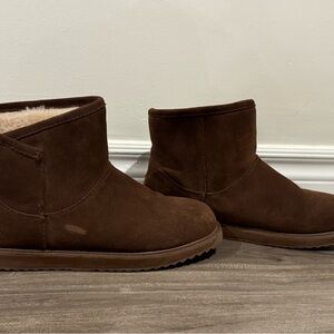Emu Chestnut Brown Shearling Lined Ankle Boots